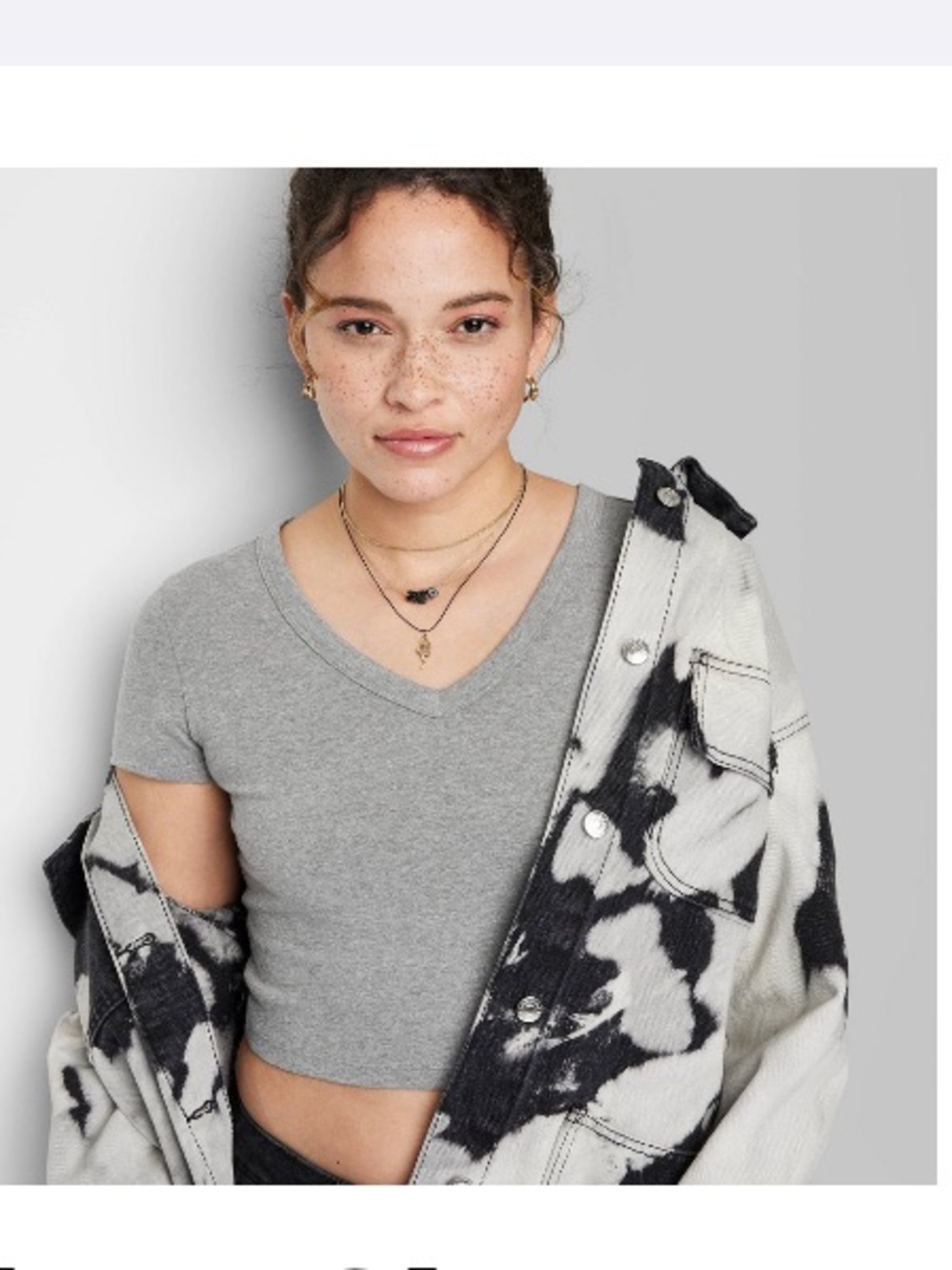 wild fable Gray V-Neck Short Sleeve Cropped Tee
